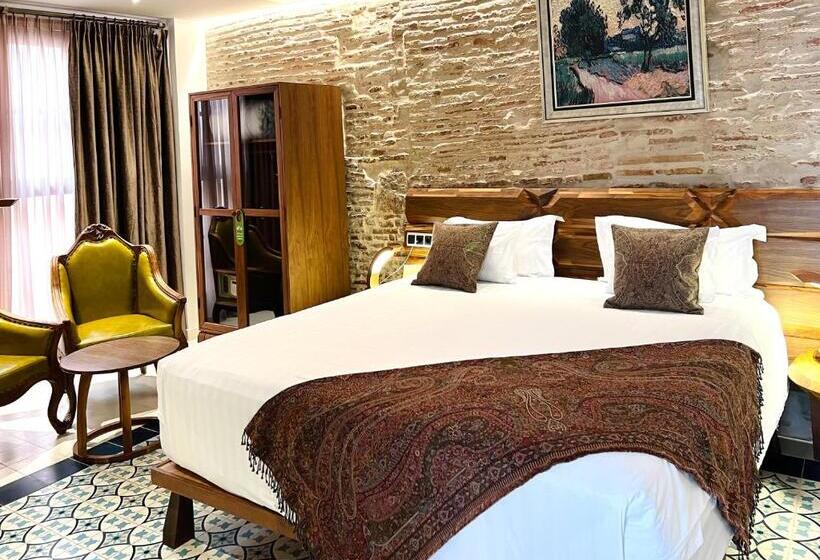 Fotos del hotel Anahita Boutique:  10