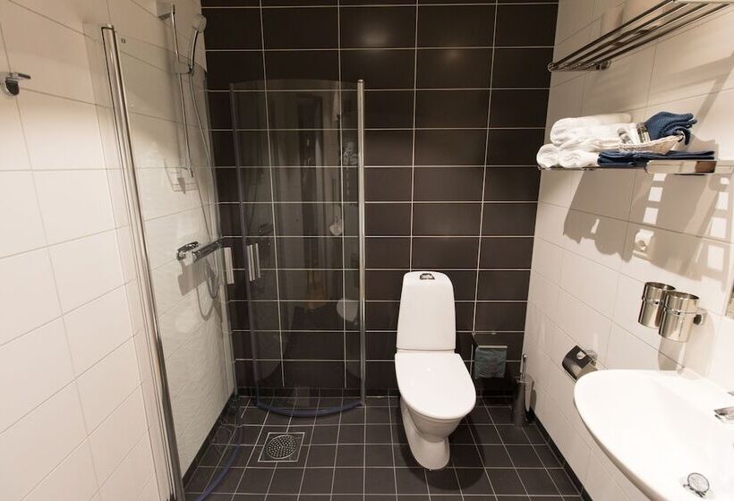 Fotos del hotel Spoton:  7