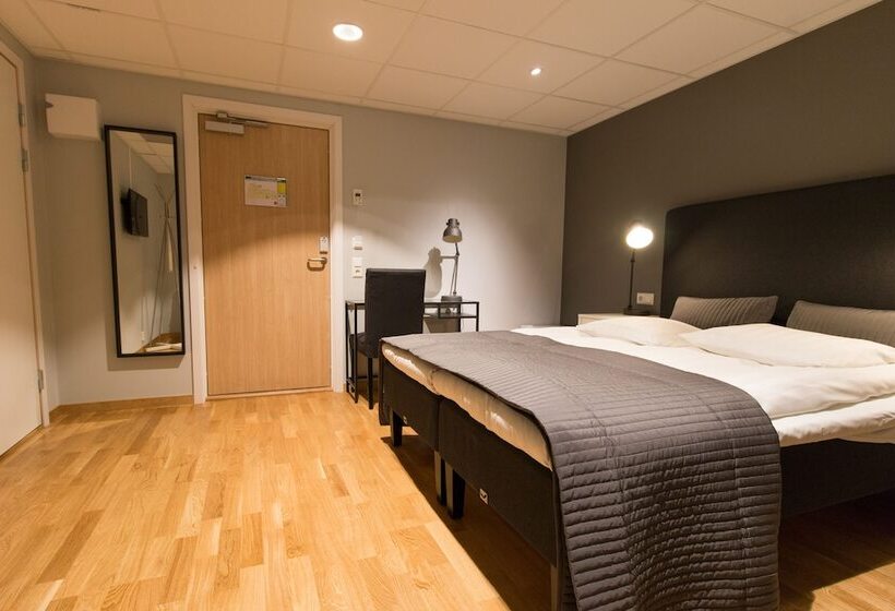 Fotos del hotel Spoton:  17