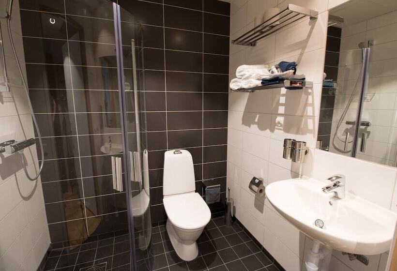 Fotos del hotel Spoton:  2