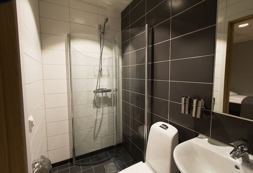 Fotos del hotel Spoton:  5