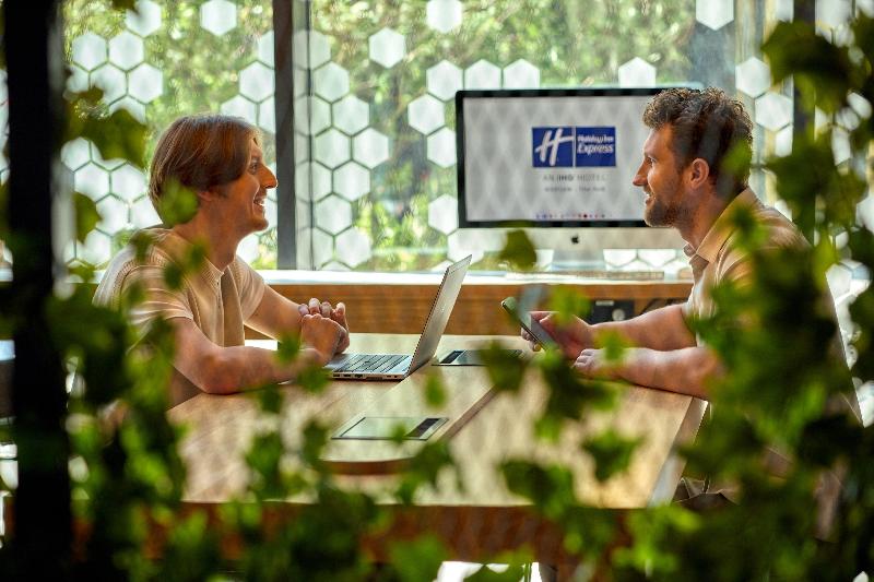 Fotos del hotel Holiday Inn Express Warsaw  The Hub, An Ihg:  8