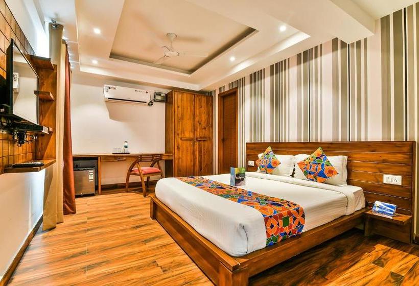 Fotos del hotel Fabhotel Comfort Dome Sector 45:  2