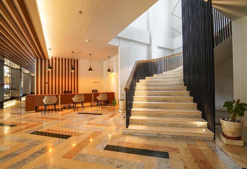 Fotos del hotel Rayz Umm  Malang:  13