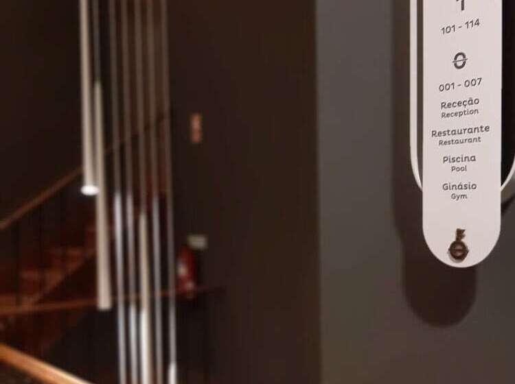 Fotos del hotel Mourasuites:  5