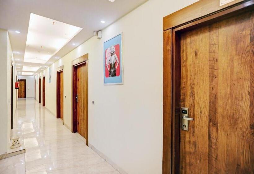 Fotos del hotel Oyo Townhouse 511 Divino:  14