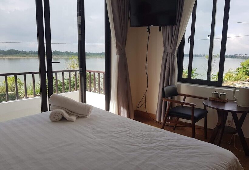 Fotos del hotel The Corner Riverside Villa:  8