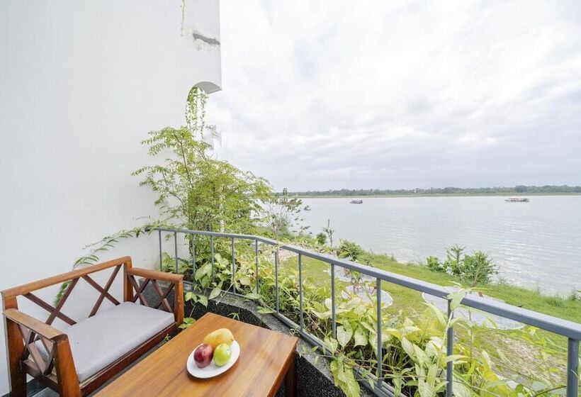 Fotos del hotel The Corner Riverside Villa:  25