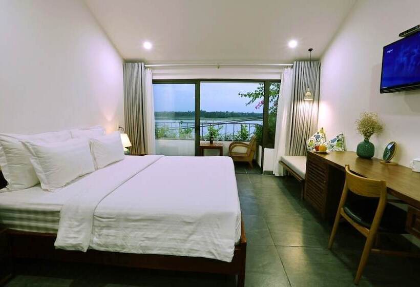 Fotos del hotel The Corner Riverside Villa:  6