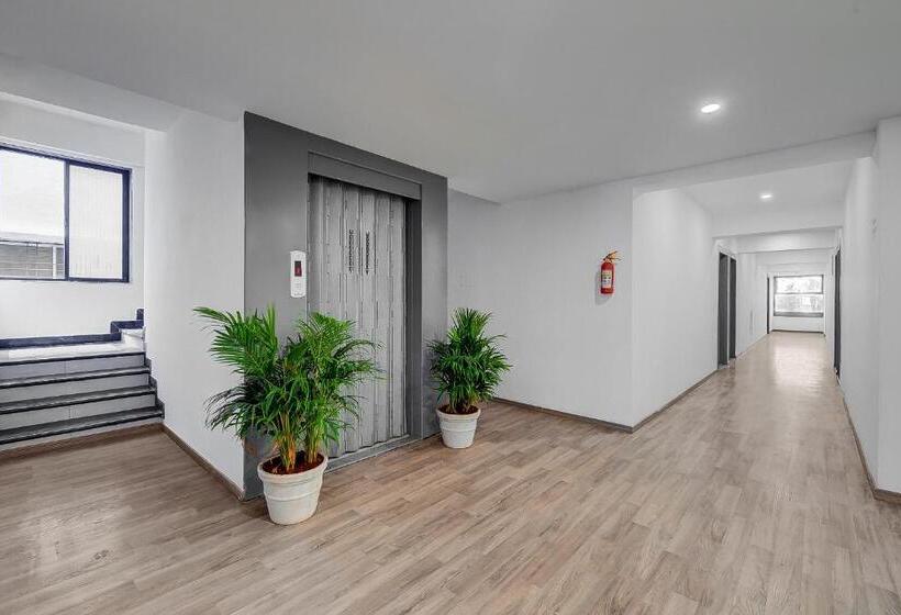 Fotos del hotel Oyo Townhouse 048 Hadapsar:  16