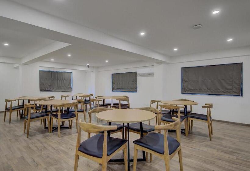 Fotos del hotel Oyo Townhouse 048 Hadapsar:  20