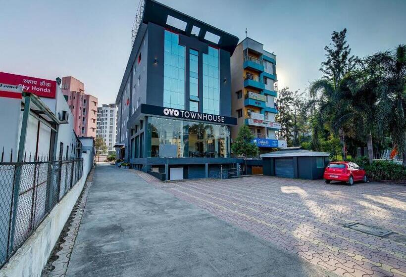 Fotos del hotel Oyo Townhouse 048 Hadapsar:  24