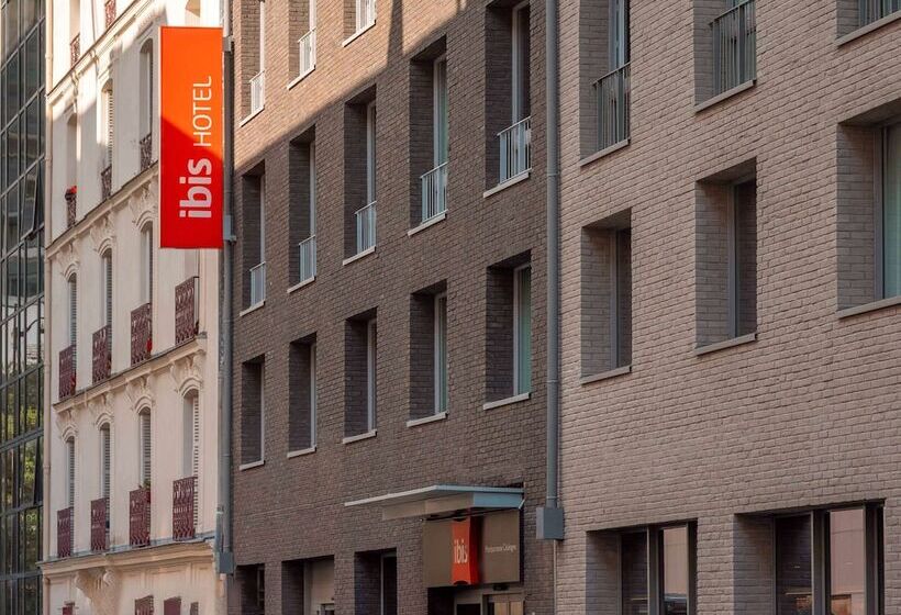 Fotos del hotel Ibis Paris Gare Montparnasse Catalogne:  2