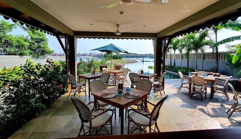 Fotos del hotel Ja Enchanted Waterfront:  16