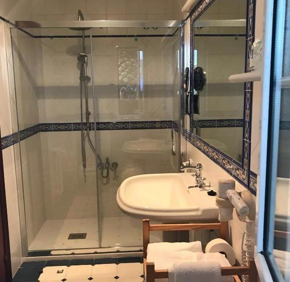 Fotos del hotel La Villa:  12