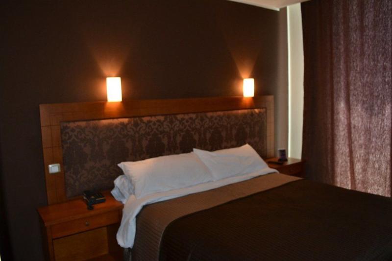 Fotos del hotel Jardy Hôtel & Suites:  2