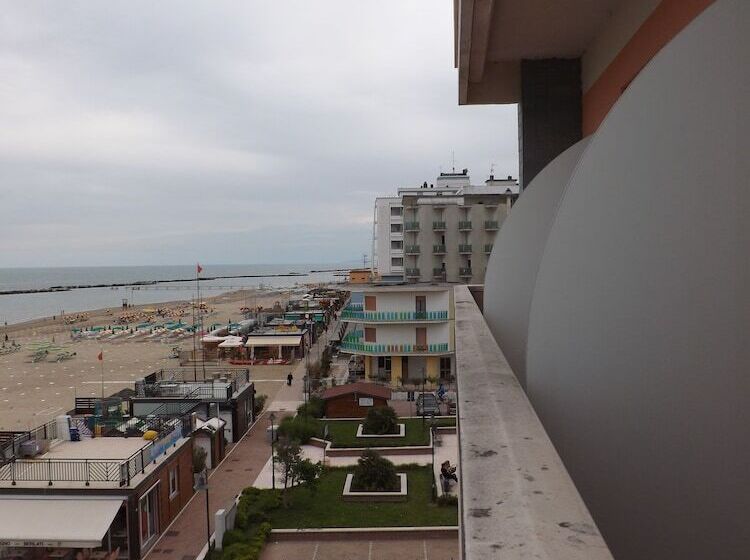 Fotos del hotel Amare Beach:  13