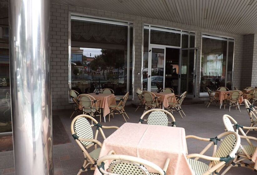 Fotos del hotel Amare Beach:  12