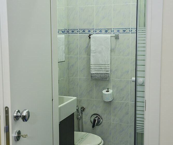 Fotos del hotel Kambal B&b:  9