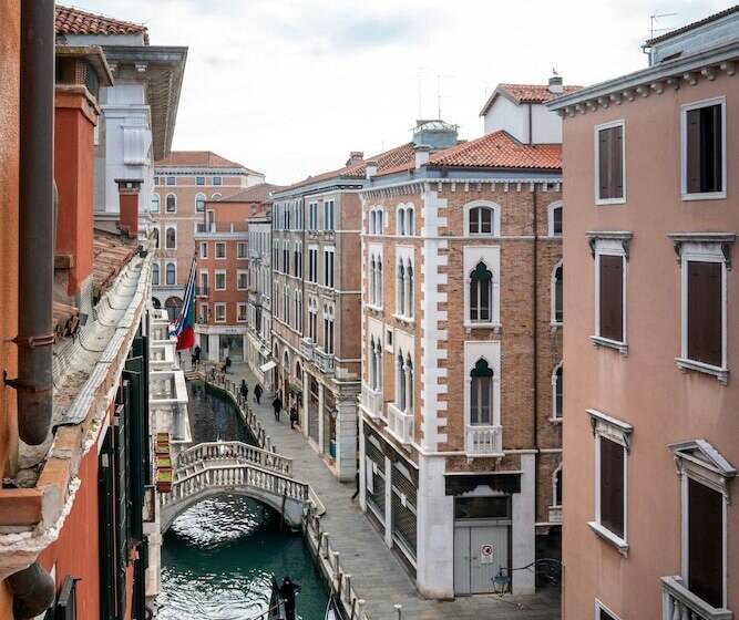 Fotos del hotel Palazzo San Luca:  5