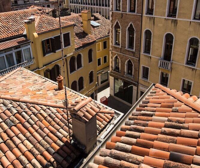 Fotos del hotel Palazzo San Luca:  8