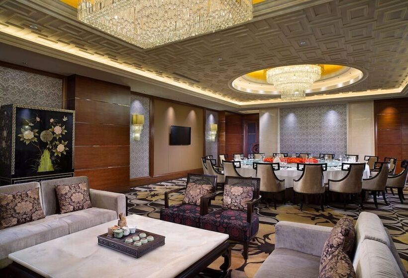 Fotos del hotel Embassador International:  14