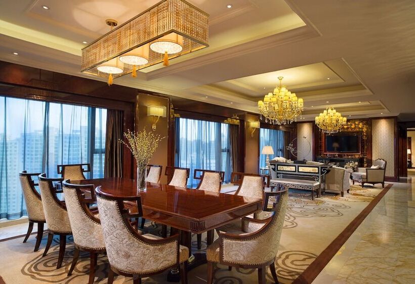 Fotos del hotel Embassador International:  18