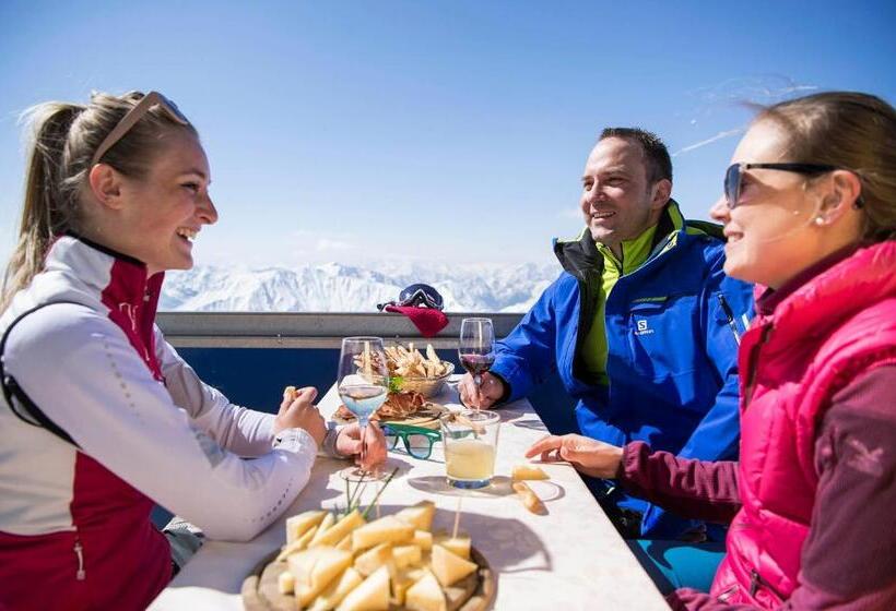 Fotos del hotel Glacier Hotel Grawand:  23