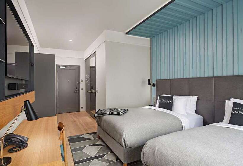 Canopy By Hilton Reykjavik City Centre