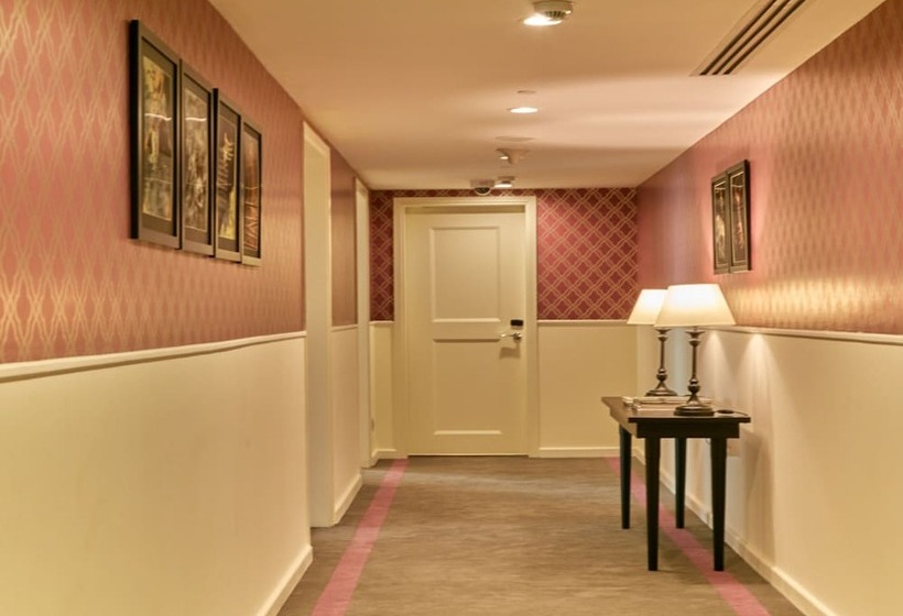 Fotos del hotel The Waverly  & Residences:  4