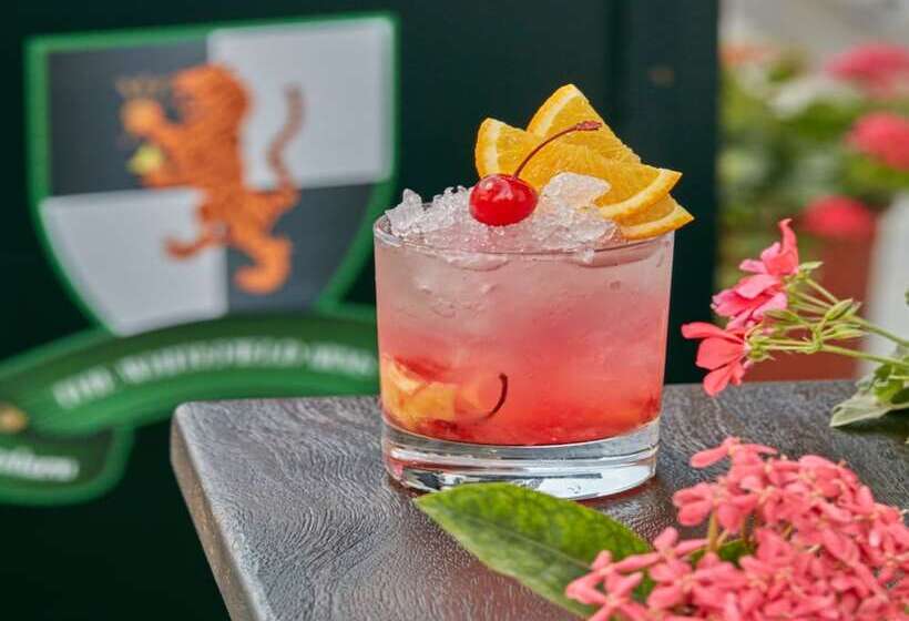 Fotos del hotel The Waverly  & Residences:  9