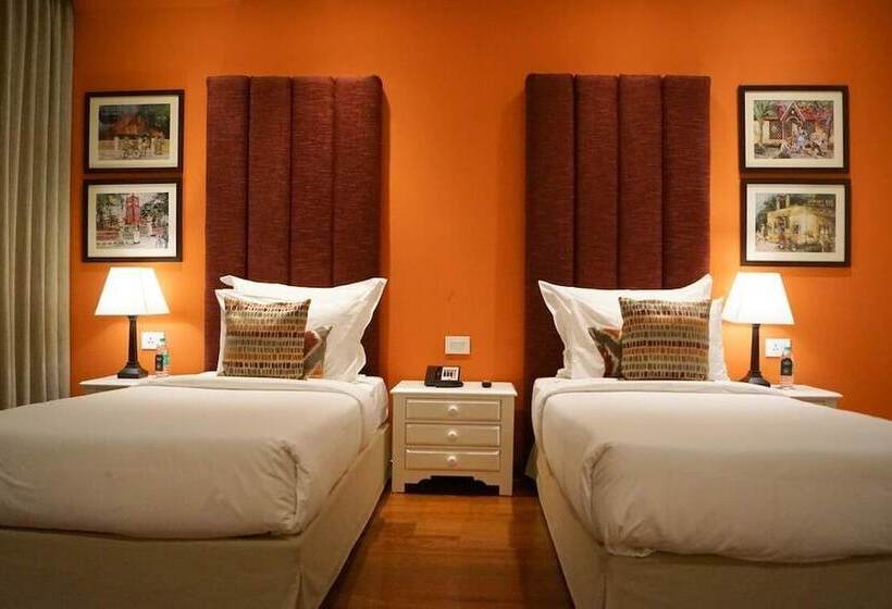 Fotos del hotel The Waverly  & Residences:  2