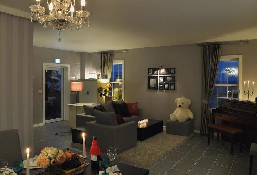 Fotos del hotel November:  15