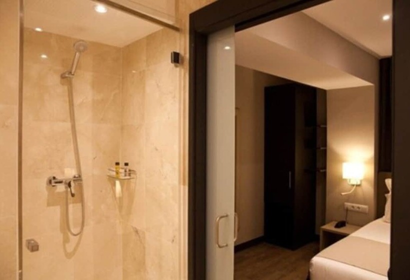 Fotos del hotel May Ramblas:  17