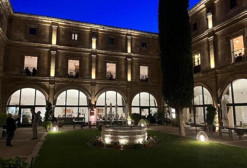 Fotos del hotel Real Colegiata San Isidoro:  15
