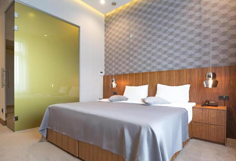 Fotos del hotel Five Points Square  City Center:  9