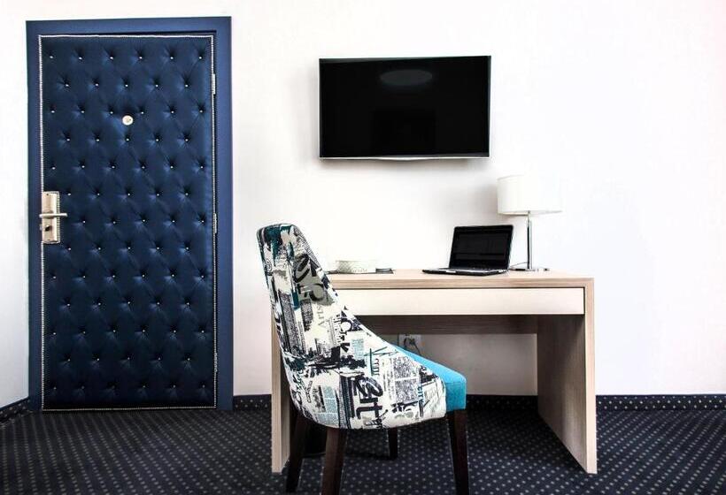 Fotos del hotel Five Points Square  City Center:  16