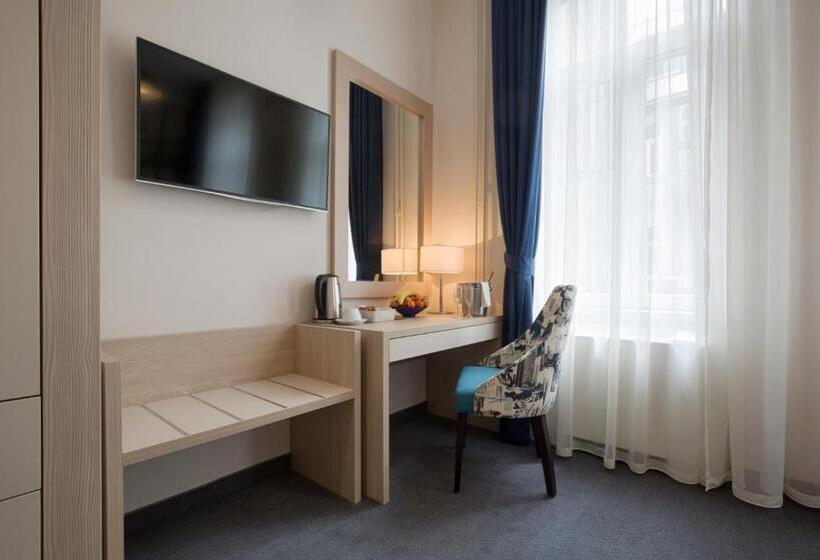 Fotos del hotel Five Points Square  City Center:  23