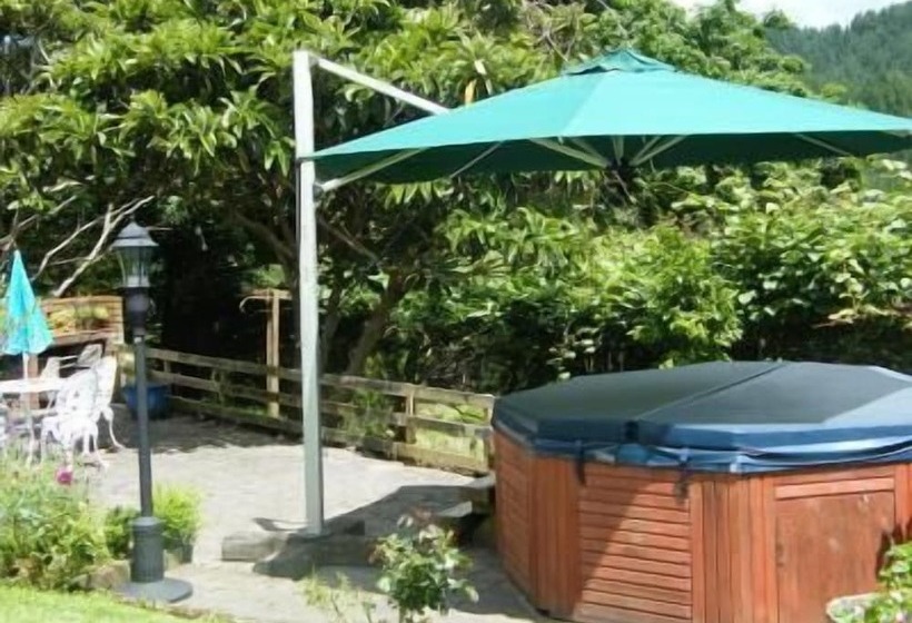 Fotos del hotel Foxgloves Bed And Breakfast:  2