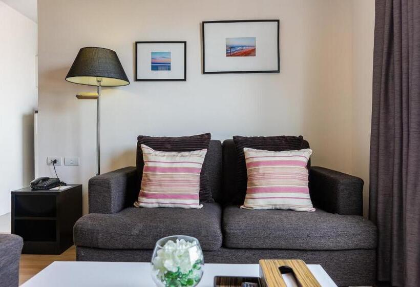 Fotos del hotel The Grass Serviced Suites:  11