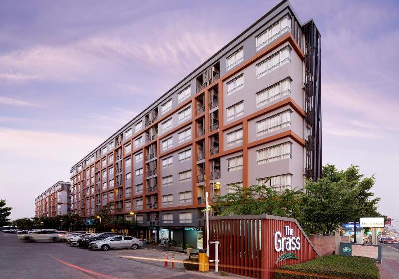 Fotos del hotel The Grass Serviced Suites:  2