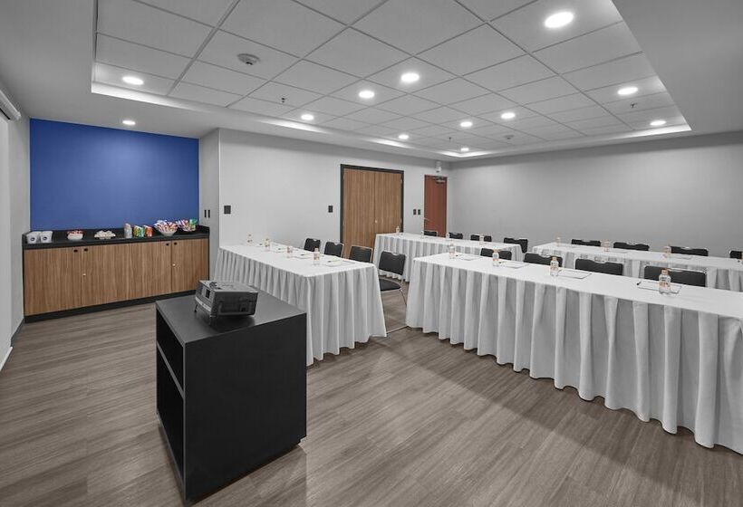 Fotos del hotel City Express Junior Aguascalientes Centro:  21