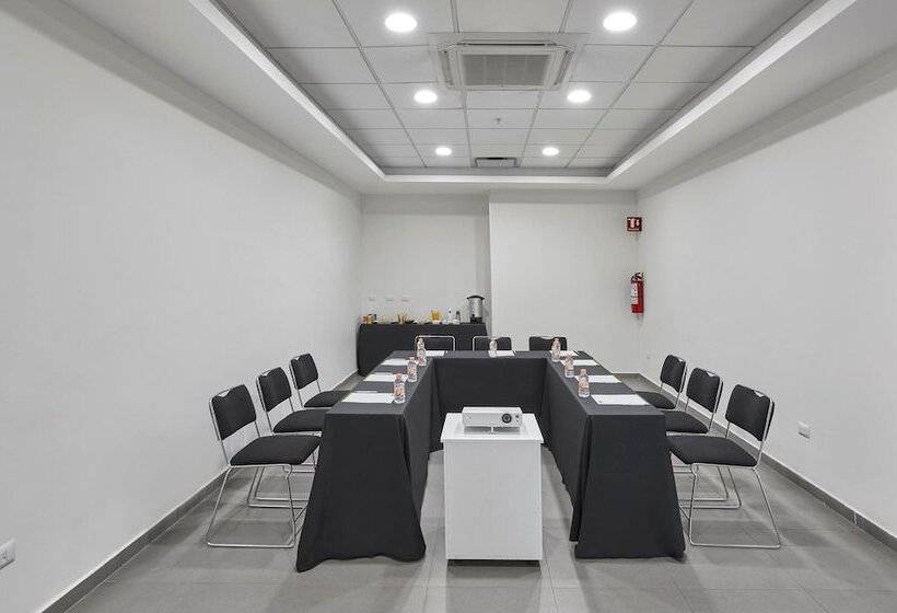 Fotos del hotel City Express Junior Aguascalientes Centro:  17