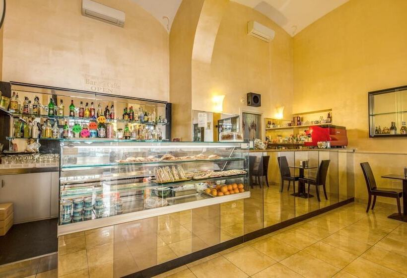 Fotos del hotel Maryelen 2:  9