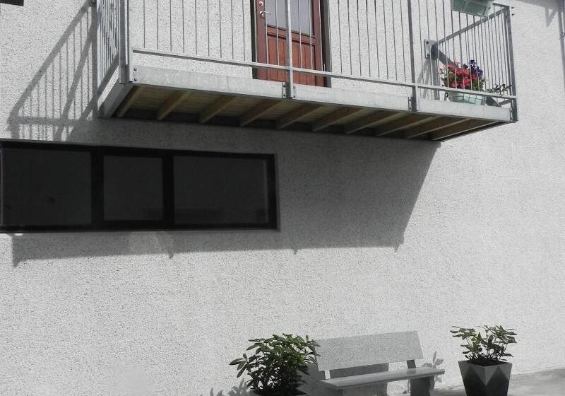 Fotos del hotel Jazz  Self Service  By Keflavik Airport:  4