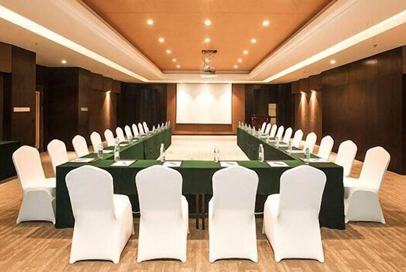 Fotos del hotel Free Comfort Holiday Hotel Xishan:  6