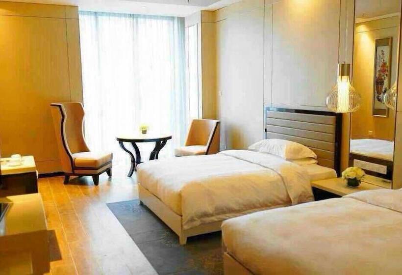 Fotos del hotel Free Comfort Holiday Hotel Xishan:  2