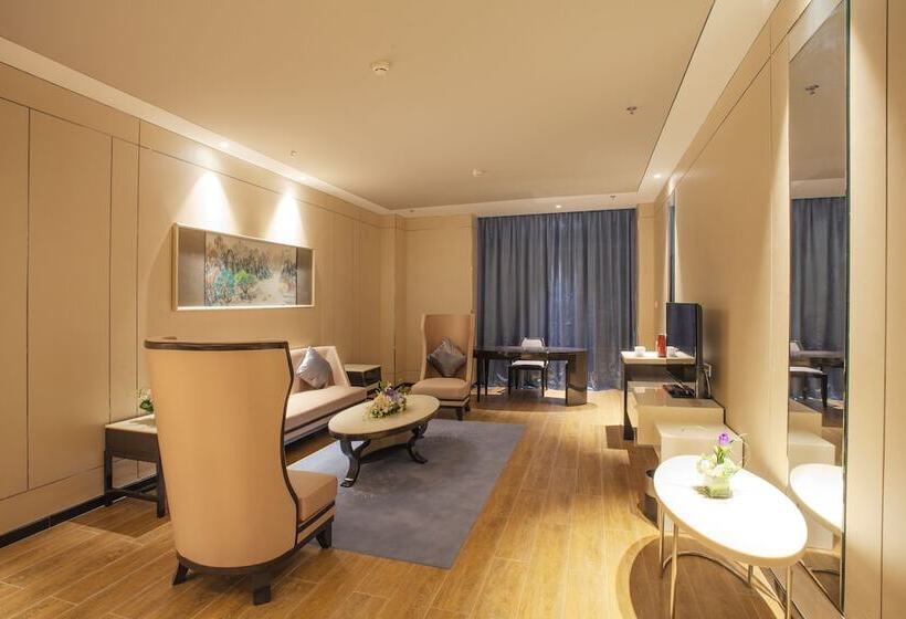 Fotos del hotel Free Comfort Holiday Hotel Xishan:  12