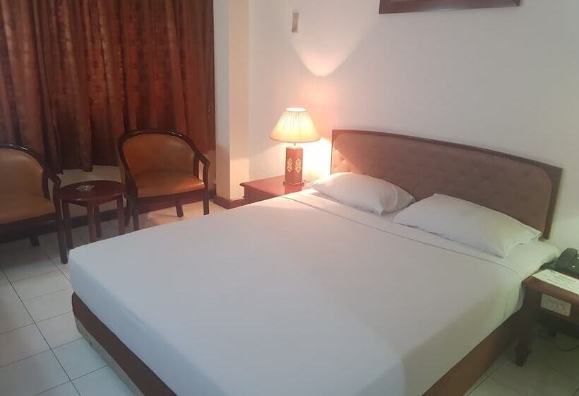 Fotos del hotel Surya Baru:  2