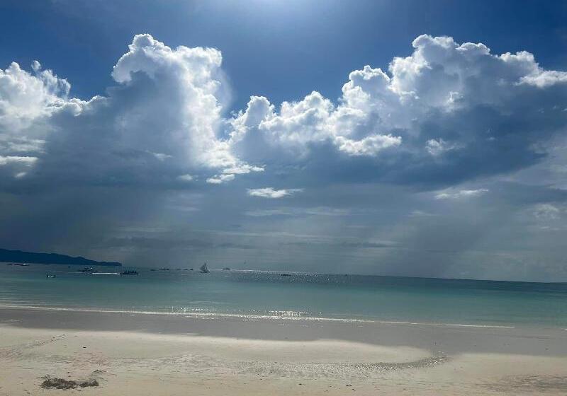 Fotos del hotel Diamond Water Edge Resort:  7